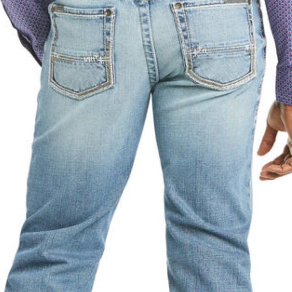 Ariat M2 33x34 jeans